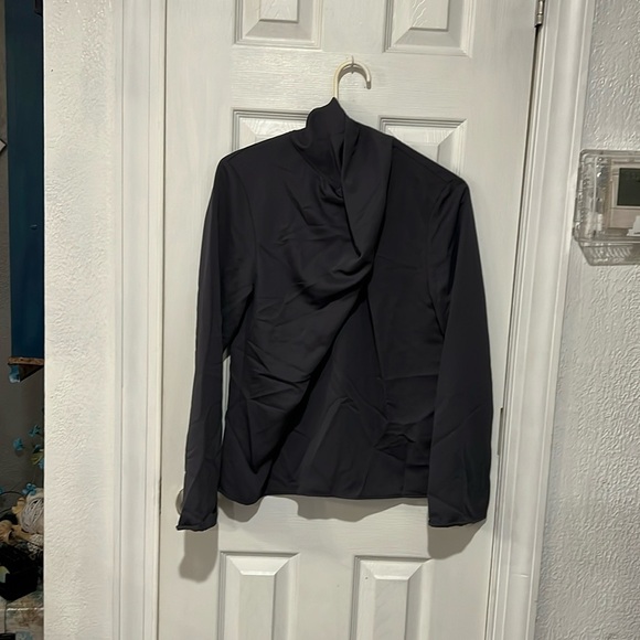 Women’s H&M blouse - Picture 1 of 3